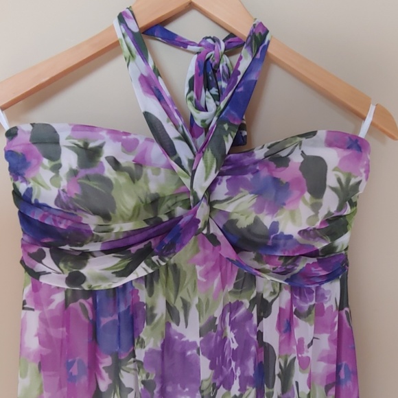 ⛱3/$20 Ricki's Floral Halter Dress - Picture 2 of 4